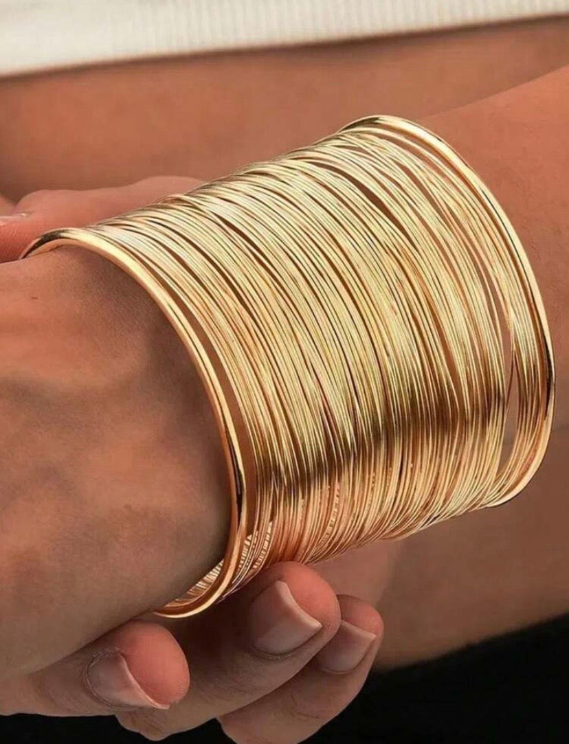 1pc Vintage Multilayer Gold-Plated Wide Bangle Bracelet, Exaggerated Cuff Bracelet Wrist Accessory Gift For Women