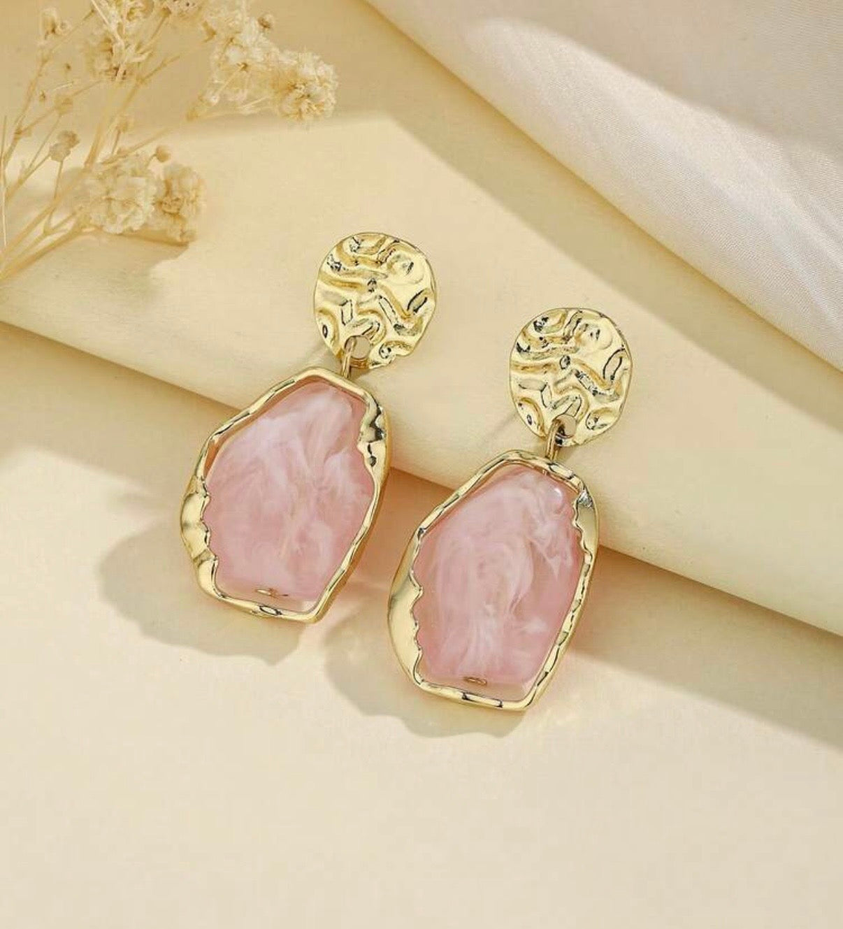 1 Pair /3 color choices Bohemian Luxury Resin Minimalist Classic Versatile Earrings