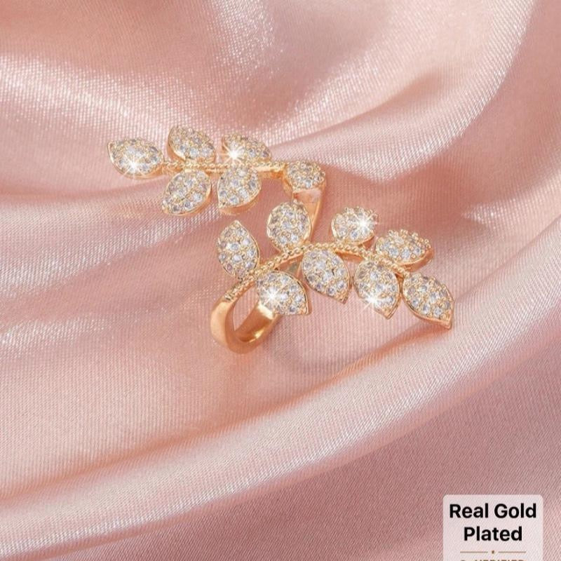 Leaf Design Cubic Zirconia Decor Ring - Elegant Nature-Inspired Jewelry with Intricate Leaf Pattern for Everyday Wear or Special Occasions