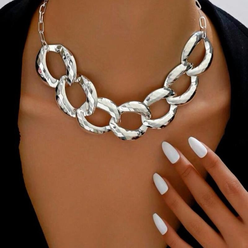 1pc Fashion Exaggerated Shiny Punk Style Asymmetrical Geometric Oval Chain Necklace for Women Daily Wear Decorative Jewelry Punk Chic Statement Piece