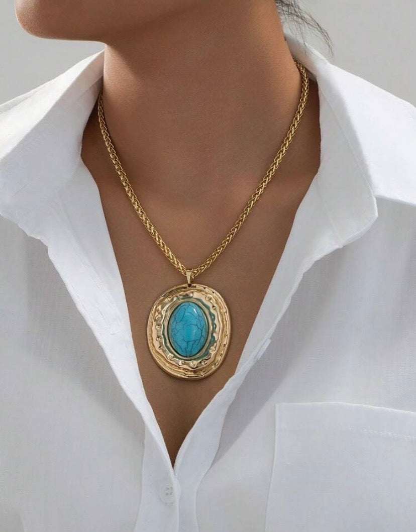 1pc Snake Chain Alloy Metal Oval Faux Turquoise Pendant Necklace, Gold Plated Jewelry - Suitable For Women's Daily Wear