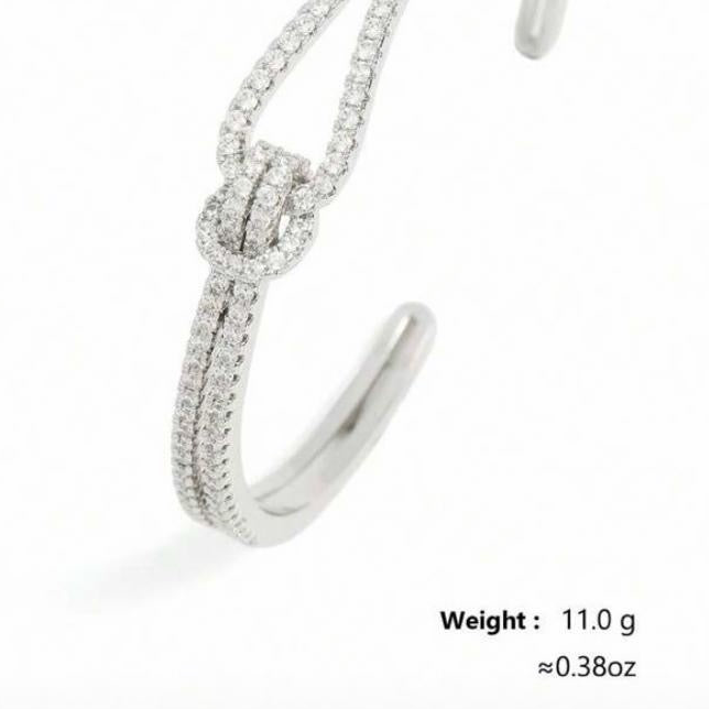 Gold/Silver Elegant Knot Cubic Zirconia Bangle Bracelet for Women Everyday Wear Fashionable Design with Glamour Stones