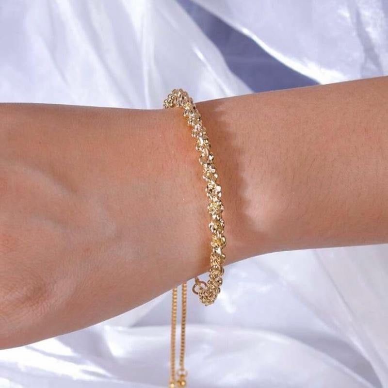 1pc Women's Fashionable Knotted Rope Bracelet Minimalist Design Ideal for Summer Wardrobe Chic Accessory