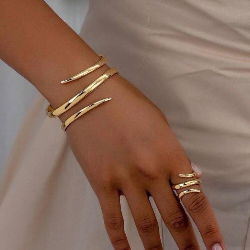 1 Set-Bracelet&Ring /9 chooses Of European & American Style Design Women Ring & Bracelet Set