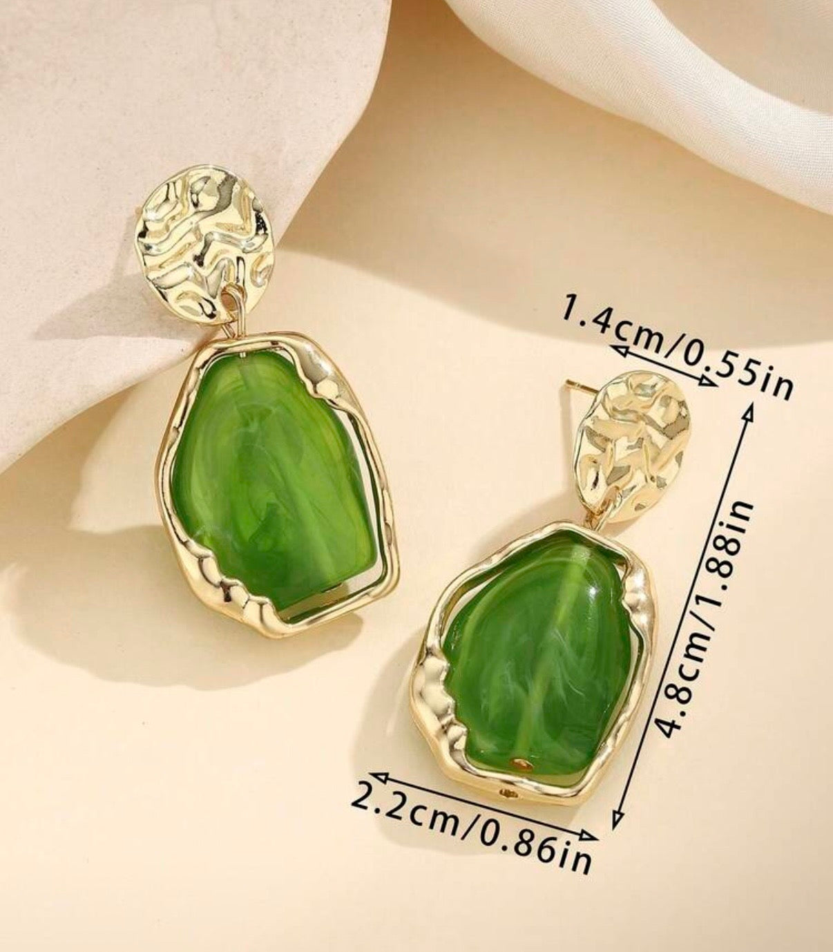 1 Pair /3 color choices Bohemian Luxury Resin Minimalist Classic Versatile Earrings