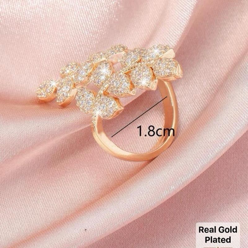 Leaf Design Cubic Zirconia Decor Ring - Elegant Nature-Inspired Jewelry with Intricate Leaf Pattern for Everyday Wear or Special Occasions