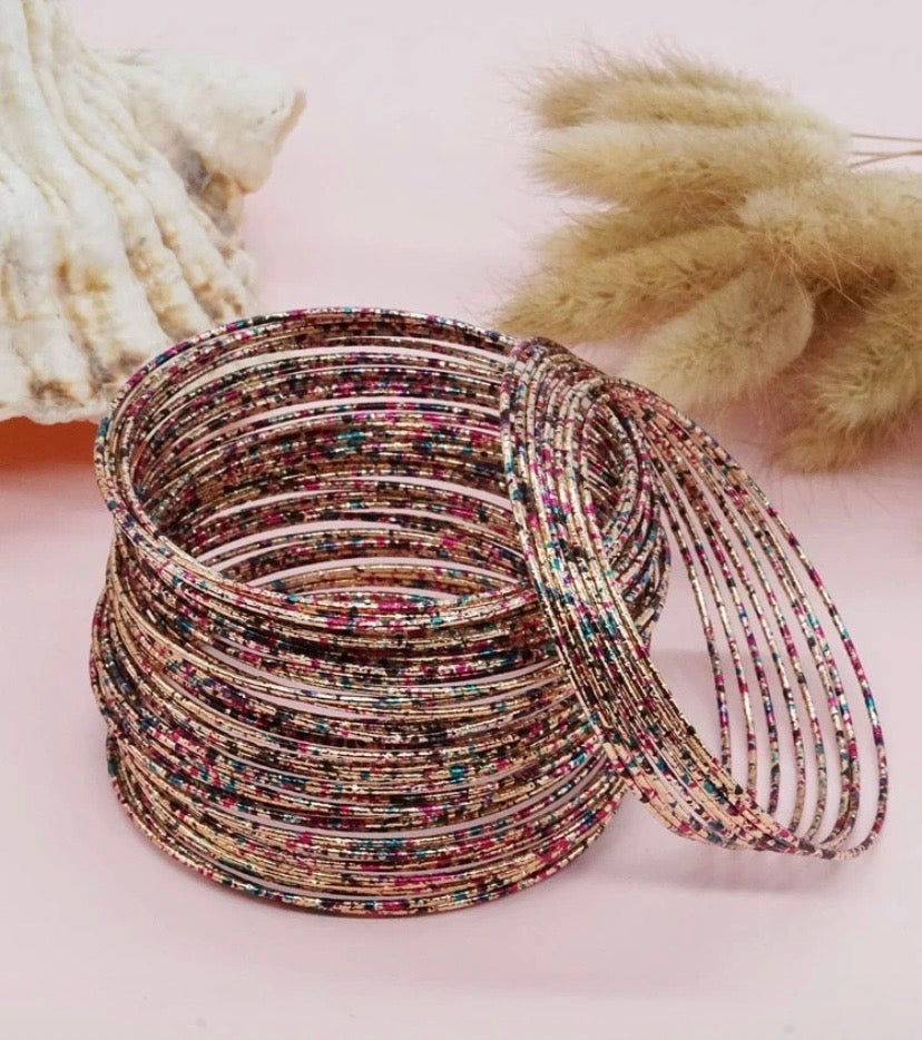 60pcs Iron Alloy Colorful Painted Resin Star Beads Bangle Bracelet for Stylish Accessory Collection