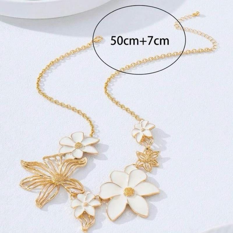 Metal Hollow Flower Oil Drop Necklace Oversized Golden Flower Pendant for Valentines Day Gift