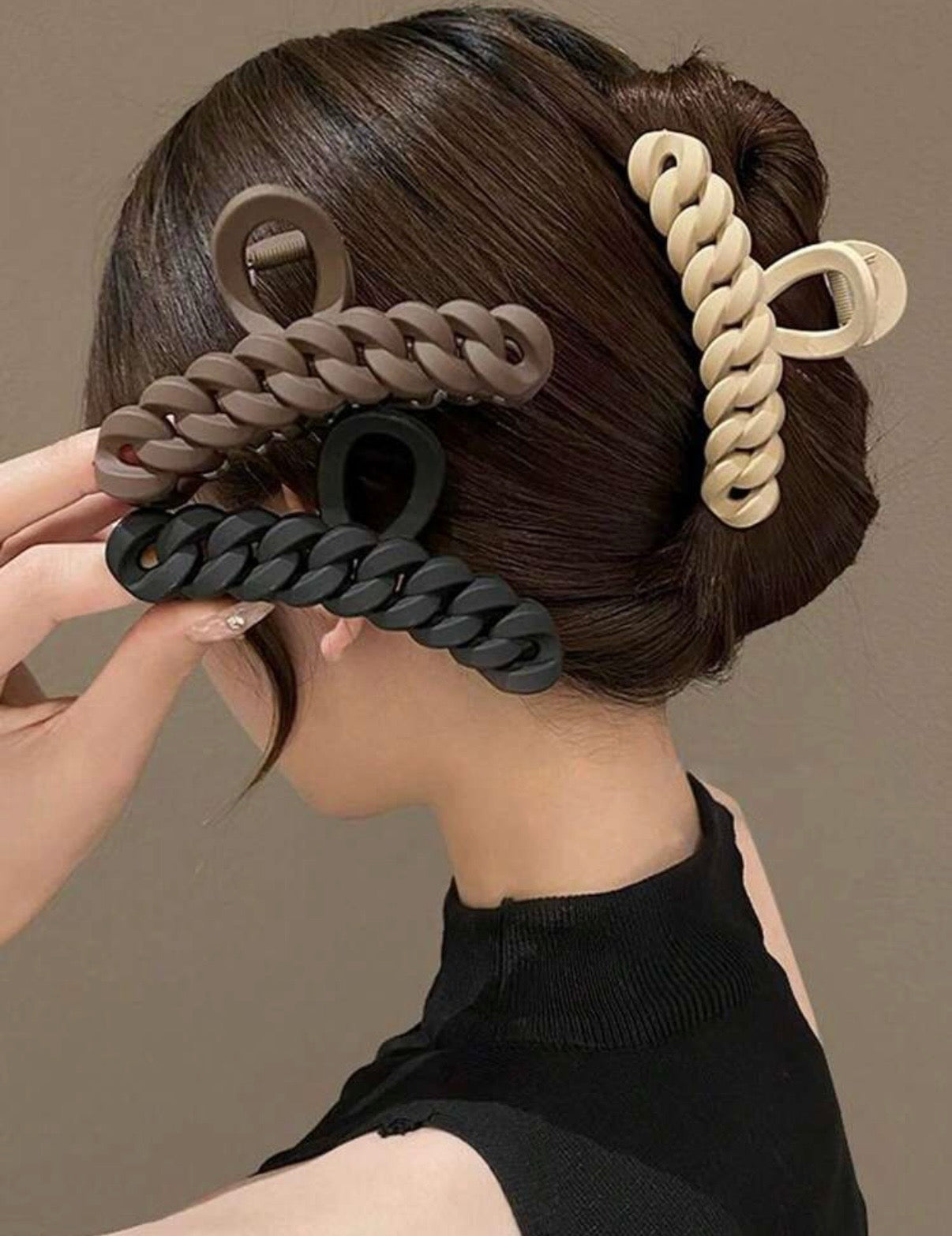 4pcs Women's Simple Solid Color Plastic Hair Clips Versatile Elegant for Daily Casual Party Commute Vacation Use