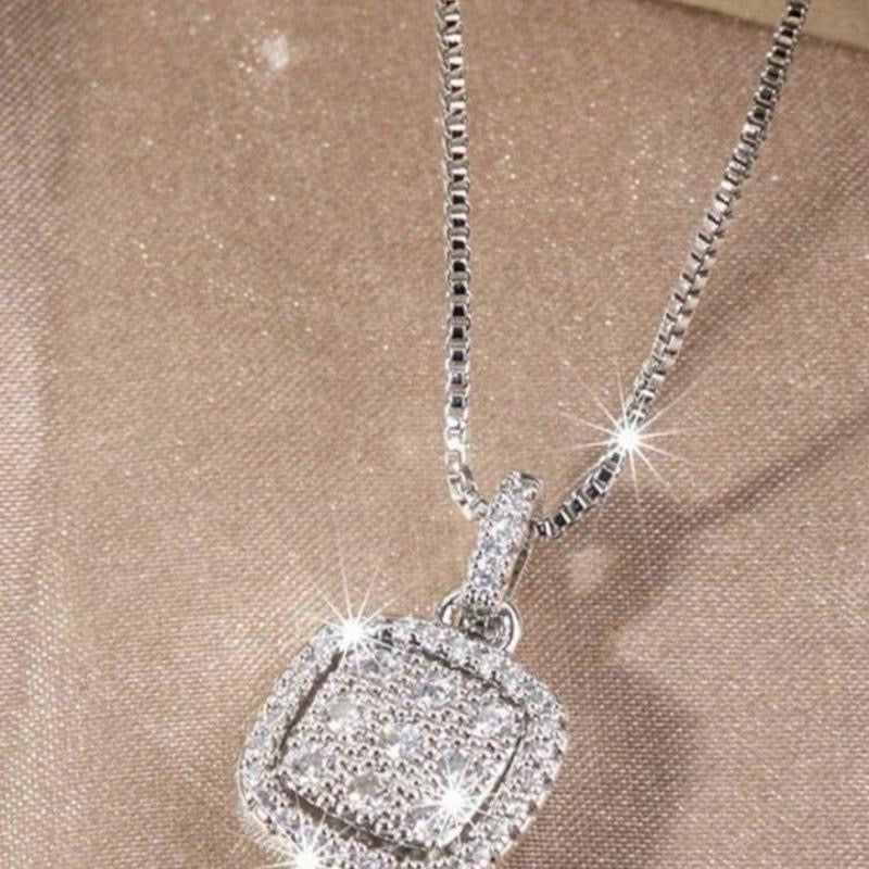 1pc Light Luxury Style Square Cubic Zirconia Pendant Necklace, Fashionable And Simple Jewelry For Women's Daily Wear