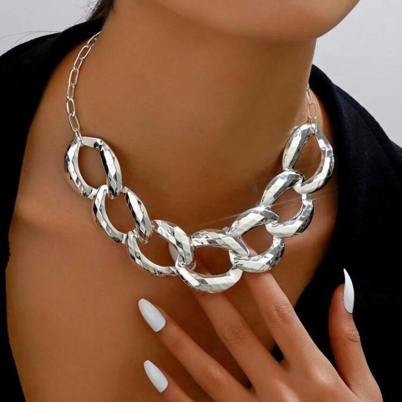 1pc Fashion Exaggerated Shiny Punk Style Asymmetrical Geometric Oval Chain Necklace for Women Daily Wear Decorative Jewelry Punk Chic Statement Piece