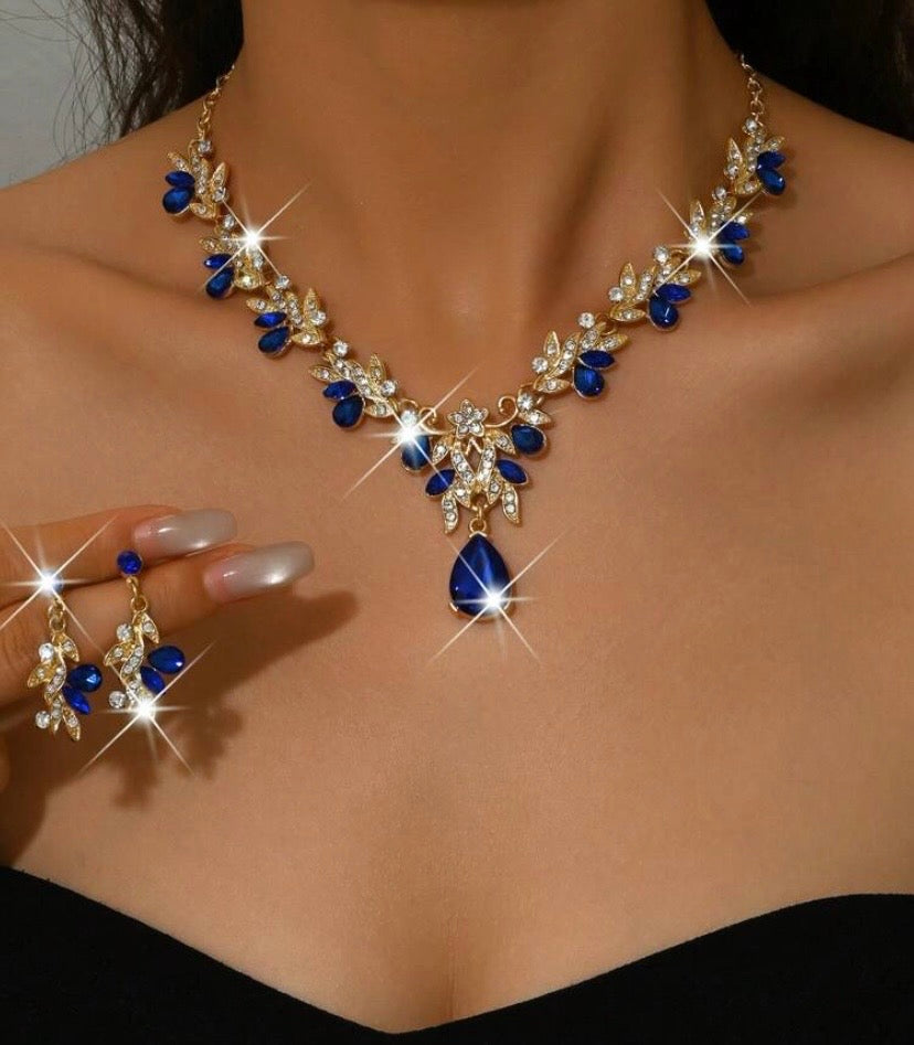 3pcs /Red/Blue choice/ Luxury Wedding Party Women Dresses Rhinestone Diamond Decor Jewelry Fashion Sparkly Choker Necklace & Earrings Set Prom Costume Jewelry Set Accessories (2 Earrings And 1 Necklace)