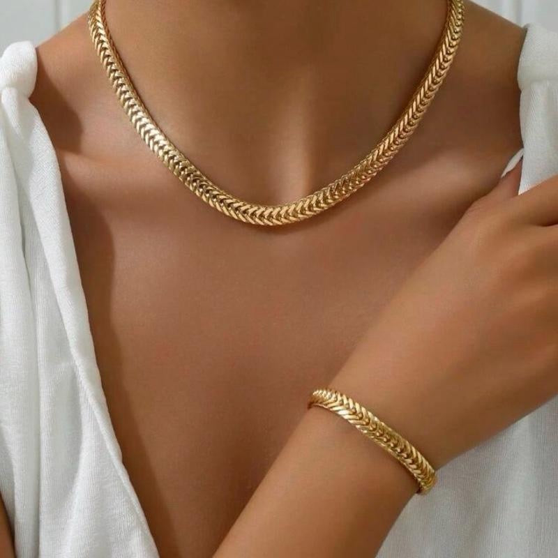 Elegant Jewelry Set 2pcs 1pc Necklace & 1pc Bracelet European American Street Style Wide Collarbone Chain Stainless Steel Personalized Accessory