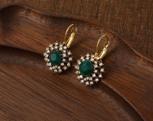 Rhinestone Fashion Stud Earrings with Green Center Stones and Sparkling Accents for Stylish Outfits