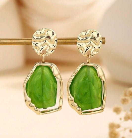 1 Pair /3 color choices Bohemian Luxury Resin Minimalist Classic Versatile Earrings